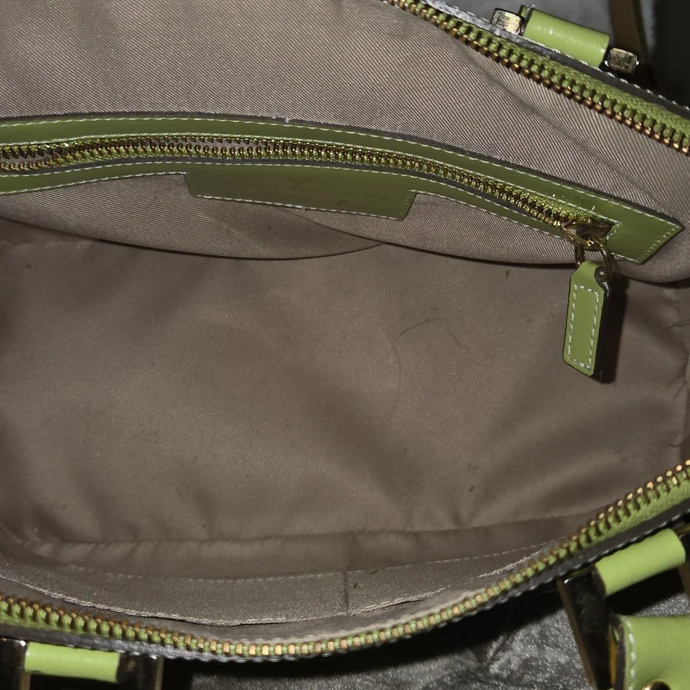 ALBERTA di Canio Genuine Leather Dome Bright Green Handbag With Dust Bag - Picture 3 of 14